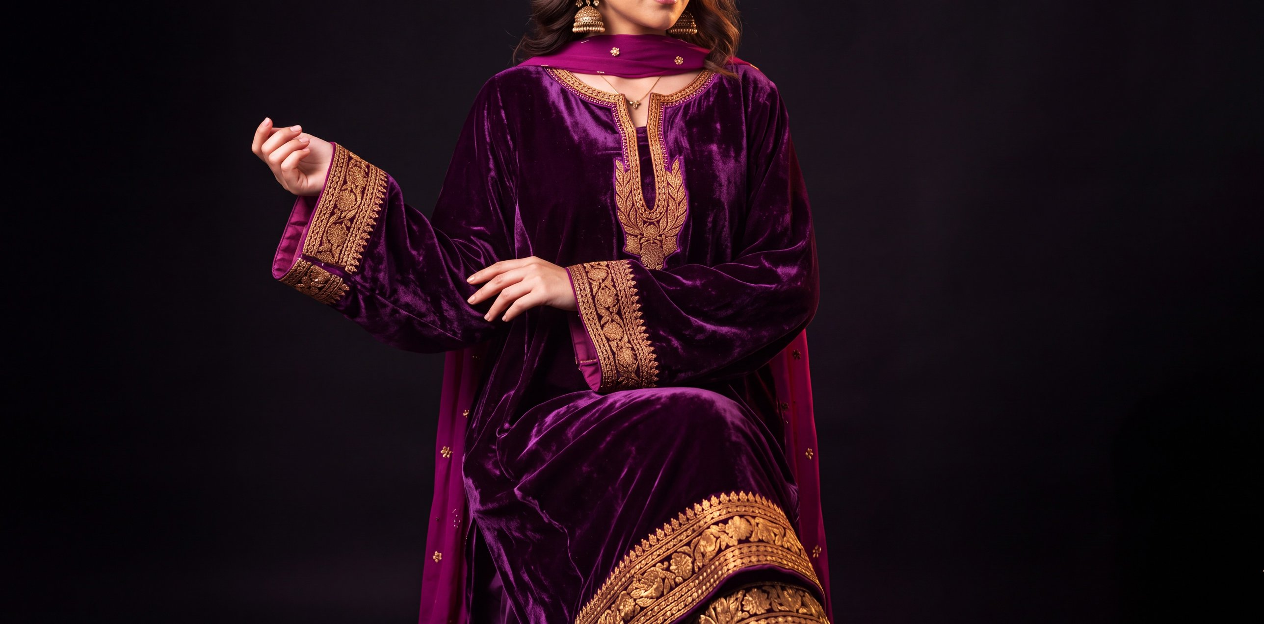 Royal Plum Tilla Pheran